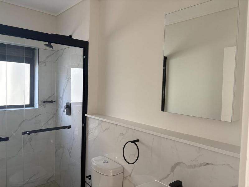 To Let 1 Bedroom Property for Rent in Richwood Western Cape